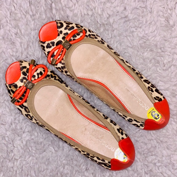 BCBG Peep Toe Flats - Picture 4 of 5